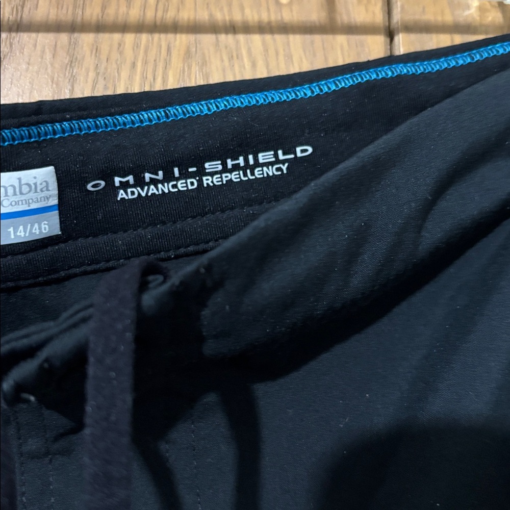Columbia Black Omni-Shield women’s 14 hiking water and stain repellency Pants - Picture 4 of 11